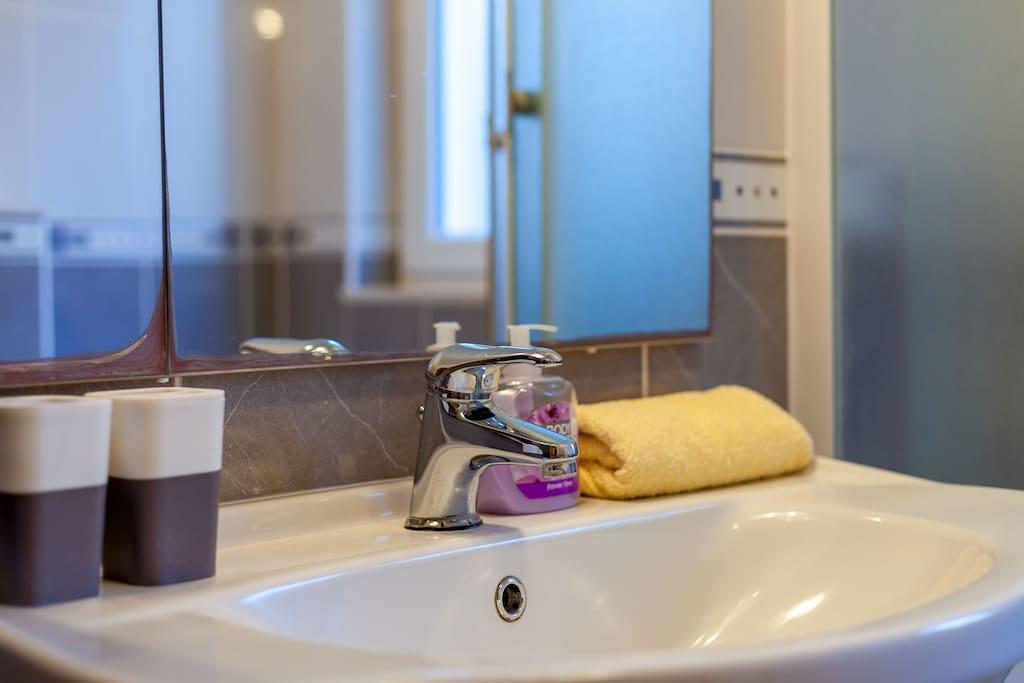 Apartmani Sanja Suta โปดสตรานา ภายนอก รูปภาพ